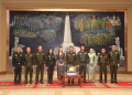 ឧត្តមសេនីយ៍ទោ កុសល សុវណ្ណវិសាល នាយក នាយកដ្ឋានបញ្ជូនសារ ក្រសួងការពារជាតិ​ បានអញ្ជើញដឹកនាំនាយទាហានចំណុះនាយកដ្ឋានបញ្ជូនសារ ចូលជួបសម្ដែងការគួរសម និងជូនពរ ឯកឧត្តម នាយឧត្តមសេនីយ៍ ទៀ សីហា ឧបនាយករដ្ឋមន្ត្រី រដ្ឋមន្ត្រីក្រសួងការពារជាតិ ក្នុងឱកាសពិធីបុណ្យចូលឆ្នាំថ្មីប្រពៃណីជាតិខ្មែរ