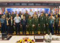 នាយកដ្ឋានបញ្ជូនសារ ក្រសួងការពារជាតិ តំណាងឱ្យក្រសួងការពារជាតិកម្ពុជា និងជាសហប្រធានក្រុមការងារជំនាញស្ដីពីសន្តិសុខសាយប័រជាមួយសហប្រធានអូស្ត្រាលីបានរៀបចំធ្វើម្ចាស់ផ្ទះកិច្ចប្រជុំក្រុមការងារជំនាញស្ដីពី សន្ដិសុខសាយប័រ លើកទី១៣ ក្នុងក្របខ័ណ្ឌកិច្ចប្រជុំរដ្ឋមន្រ្តីការពារជាតិអាស៊ាន-បូក ក្នុងខេត្តសៀមរាប